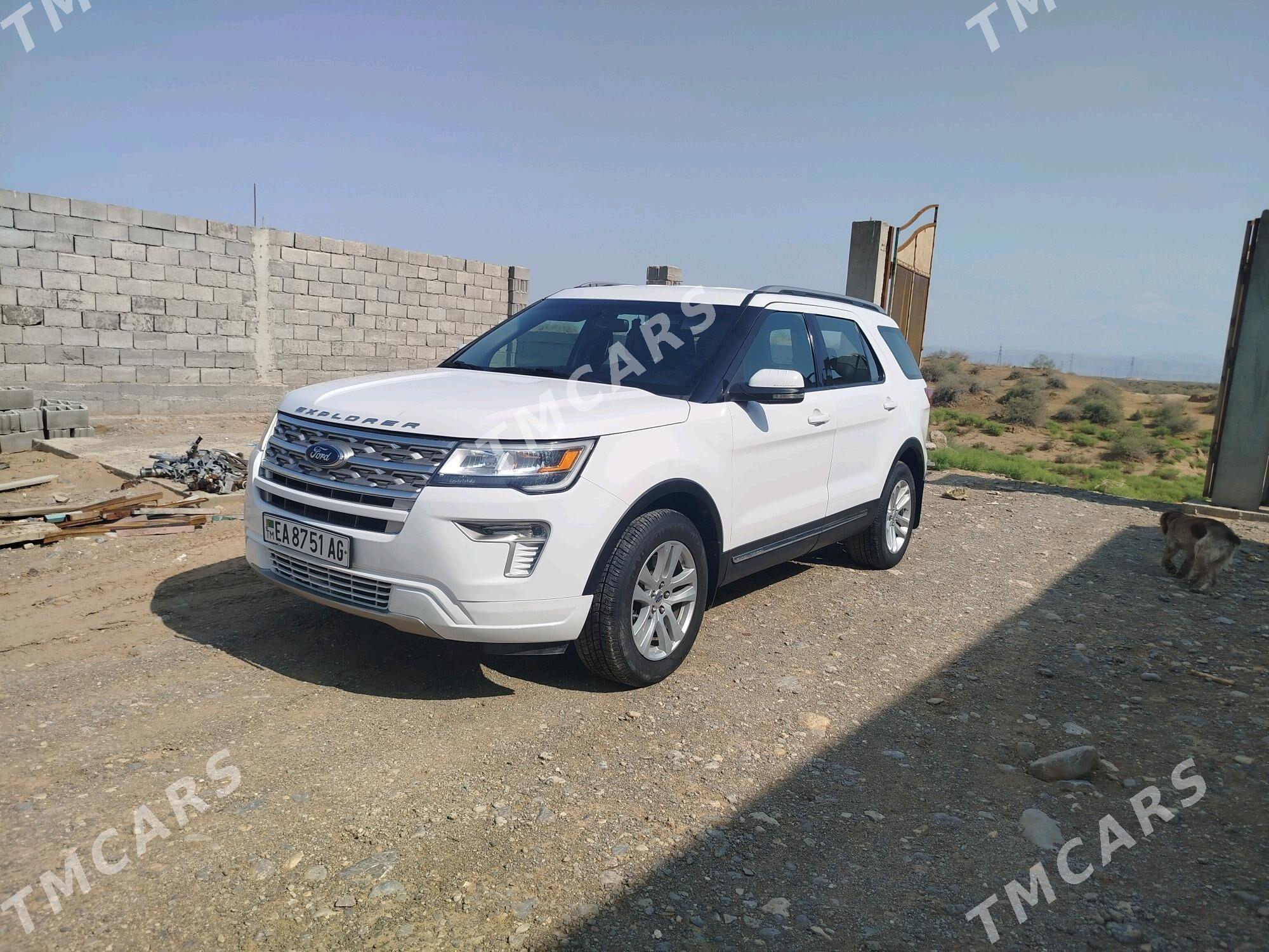 Ford Explorer 2018 - 300 000 TMT - Ашхабад - img 3