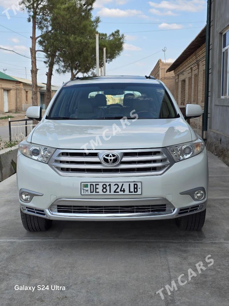 Toyota Highlander 2012 - 330 000 TMT - Туркменабат - img 7