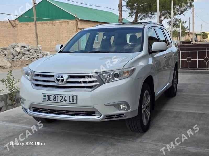 Toyota Highlander 2012 - 330 000 TMT - Туркменабат - img 10