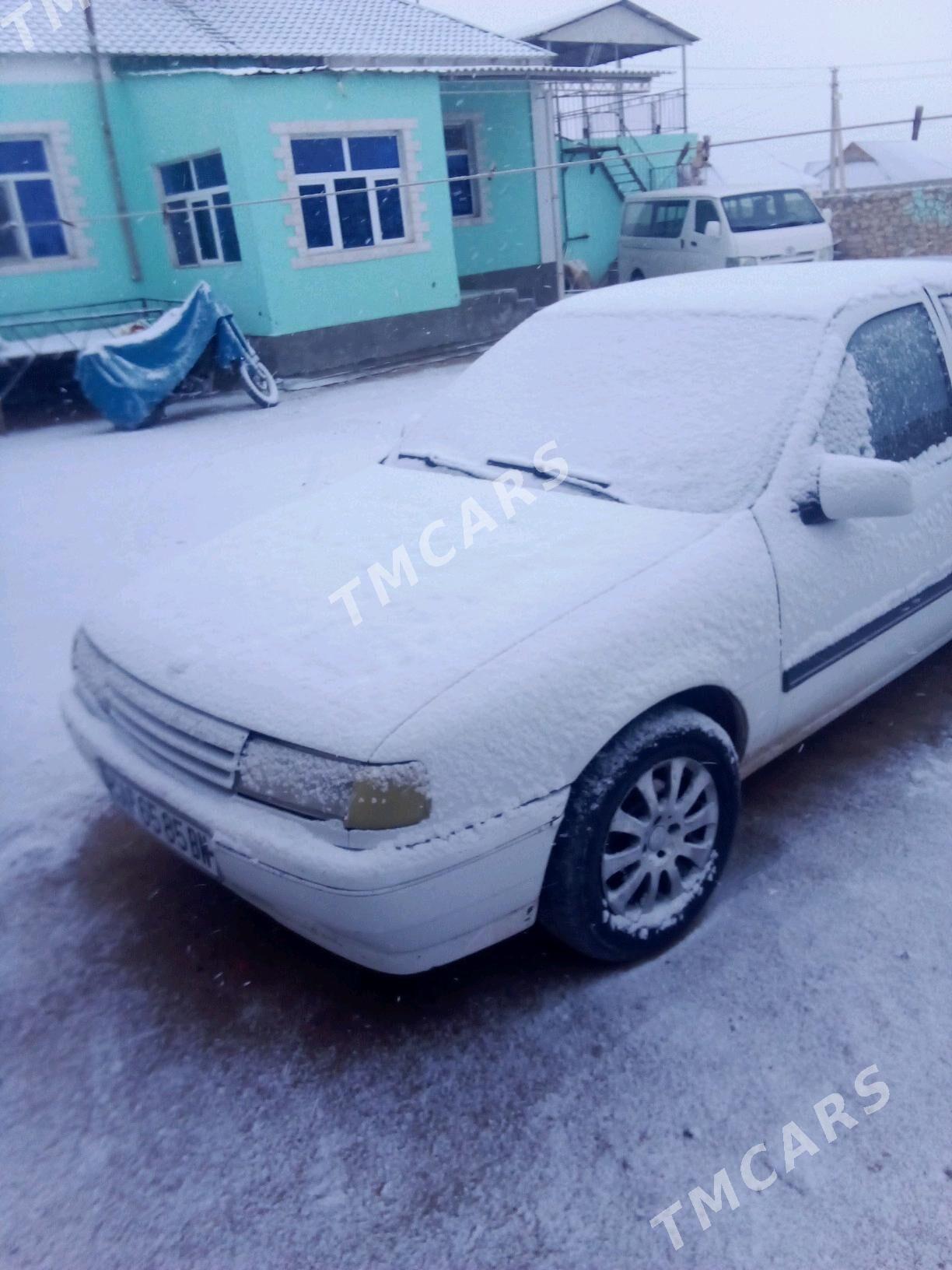 Opel Vectra 1991 - 30 000 TMT - Туркменбаши - img 3