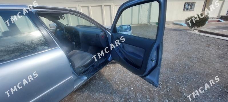 Toyota Camry 1996 - 85 000 TMT - Büzmeýin - img 6