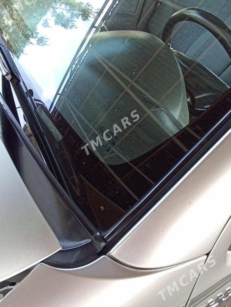 Toyota Hilux 2011 - 275 000 TMT - Balkanabat - img 4