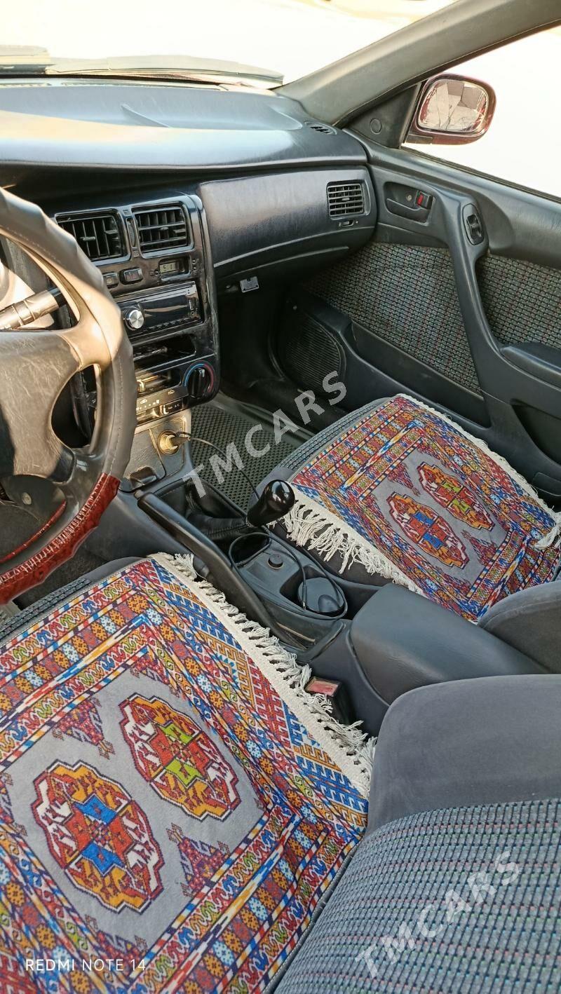 Toyota Carina 1996 - 70 000 TMT - Мары - img 10