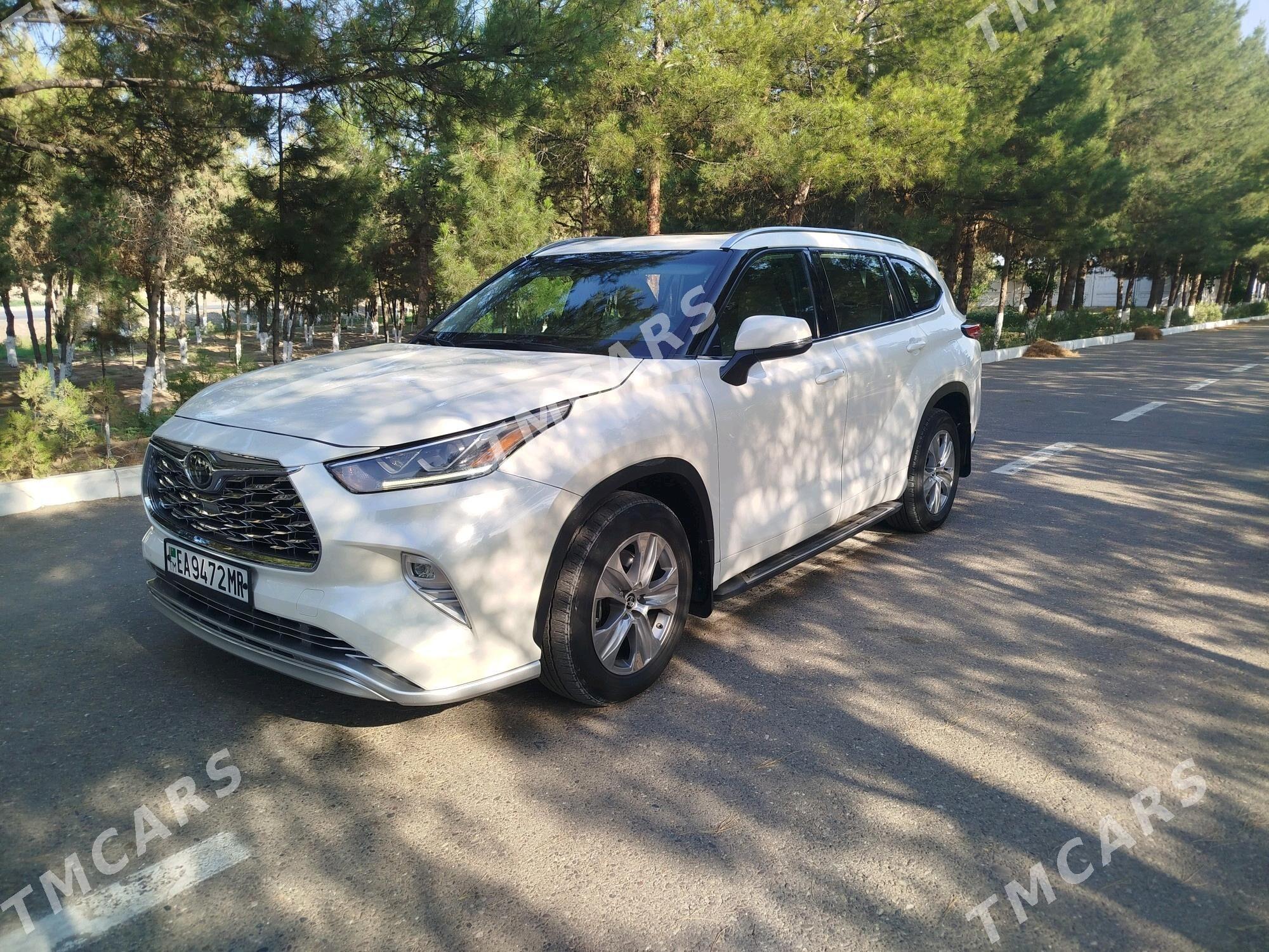 Toyota Highlander 2021 - 540 000 TMT - Мары - img 7