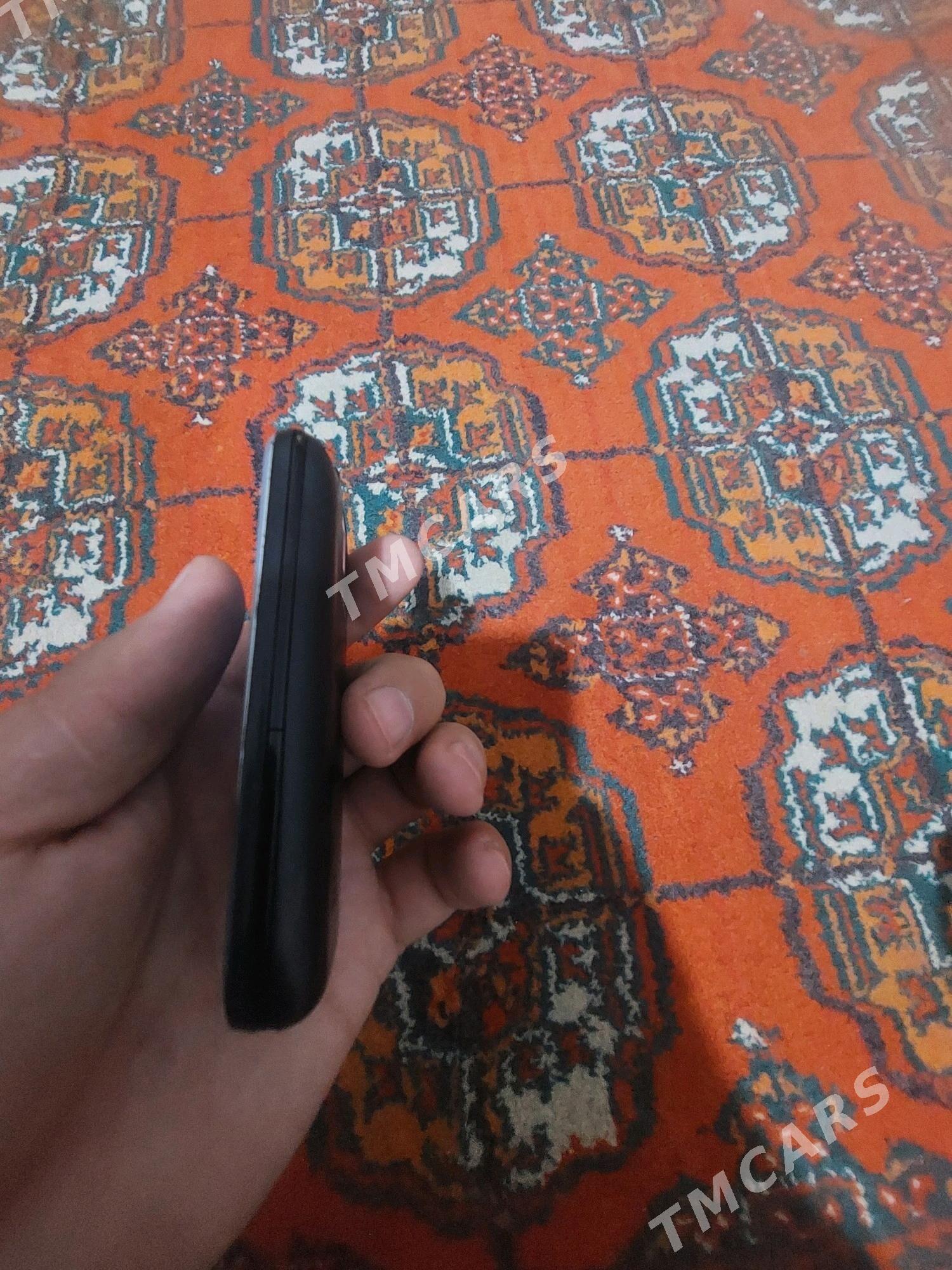 Nokia 2330 - Ашхабад - img 3