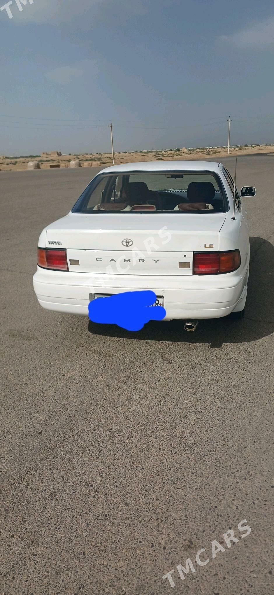Toyota Camry 1993 - 80 000 TMT - Байрамали - img 5