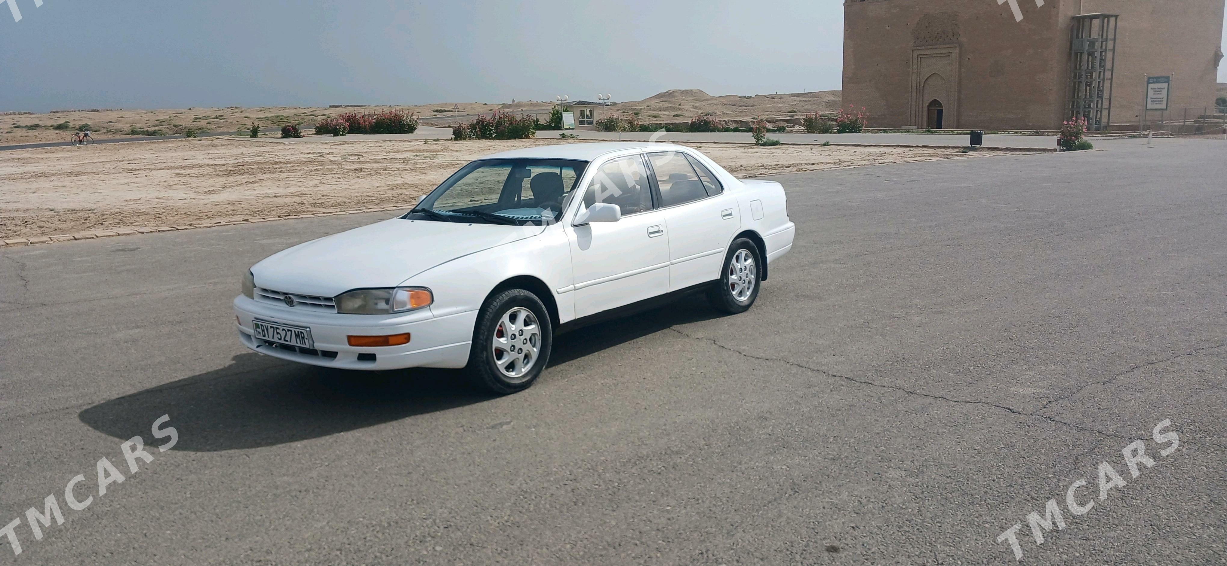Toyota Camry 1993 - 80 000 TMT - Байрамали - img 8