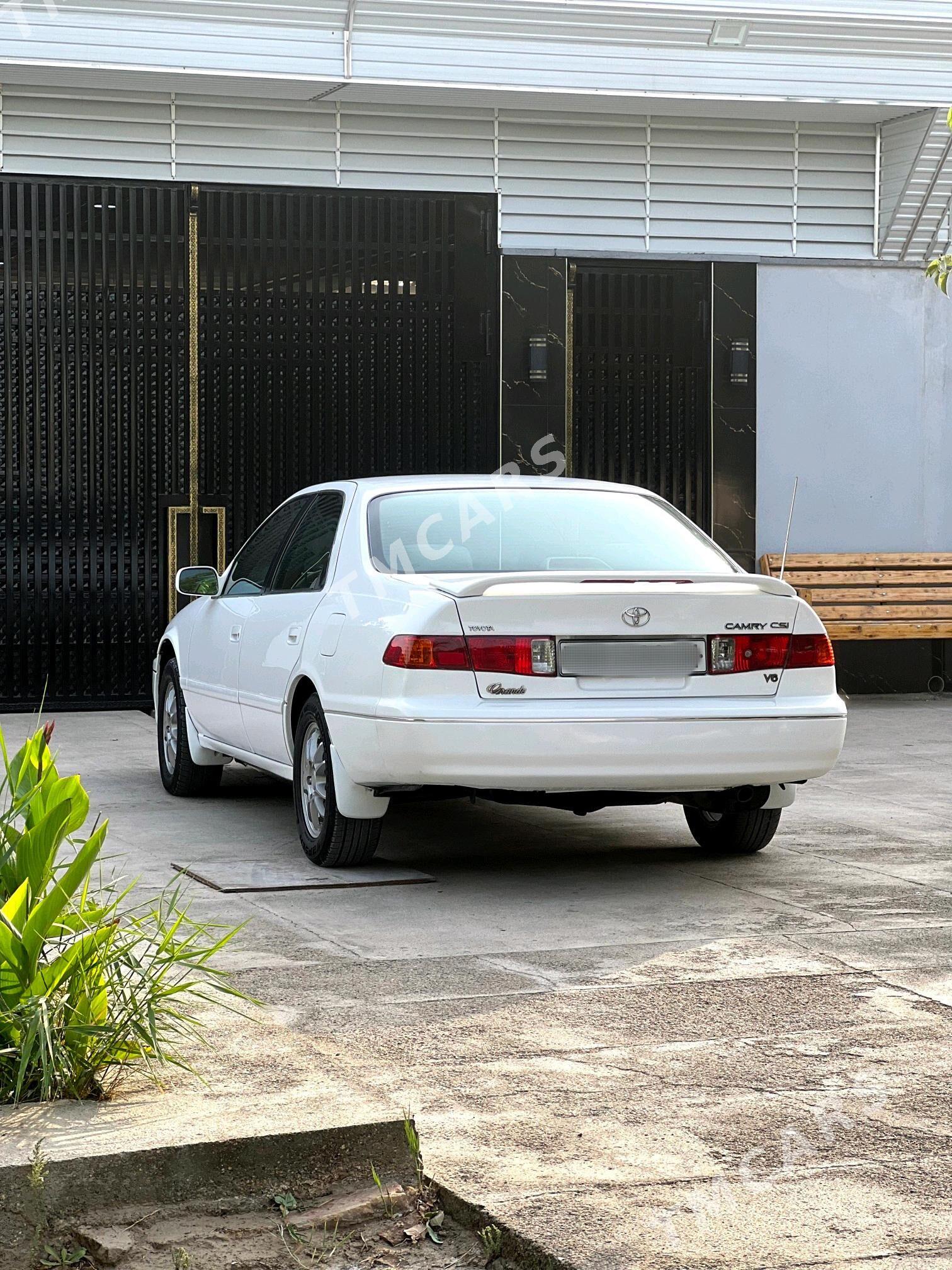 Toyota Camry 2000 - 118 000 TMT - Теджен - img 5