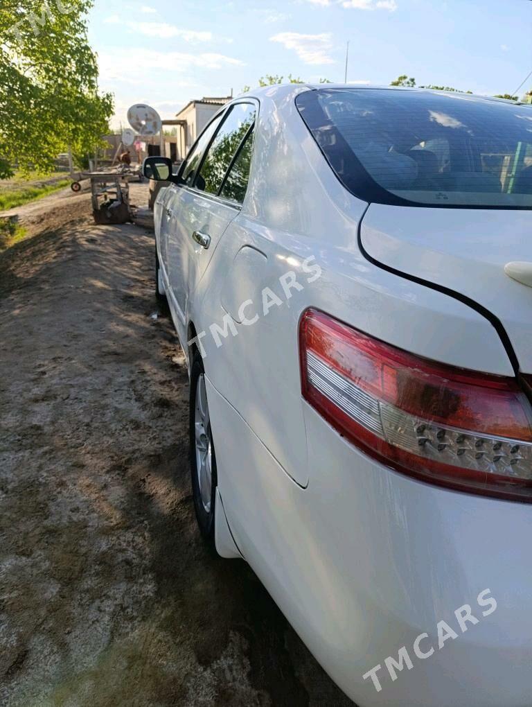 Toyota Camry 2010 - 140 000 TMT - Köneürgenç - img 9