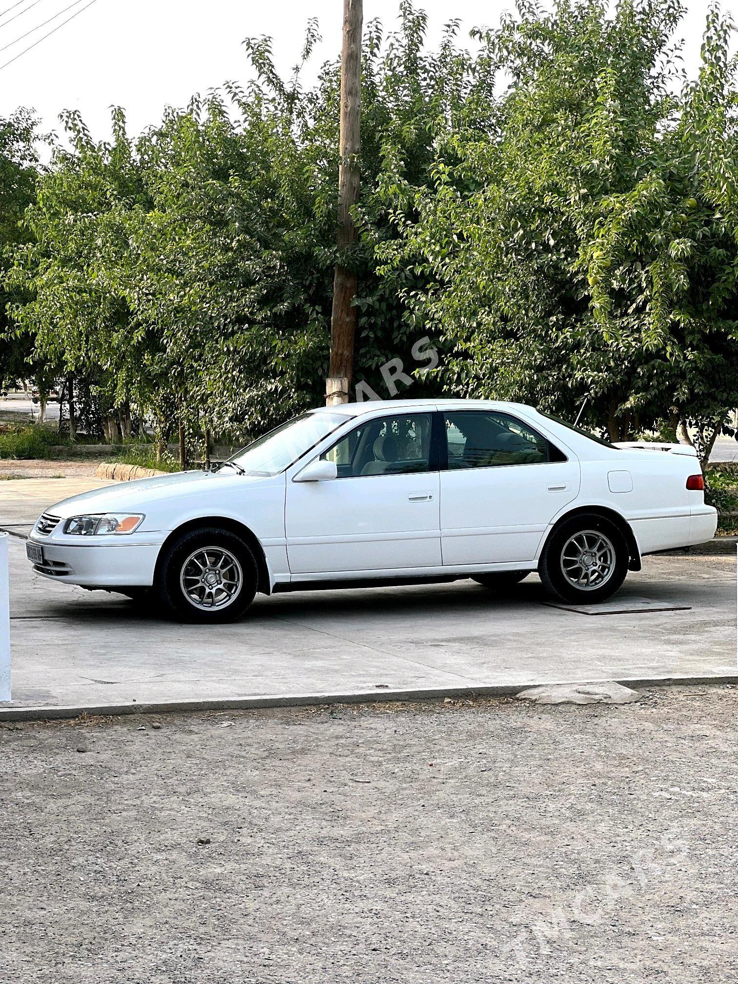 Toyota Camry 2000 - 118 000 TMT - Теджен - img 7