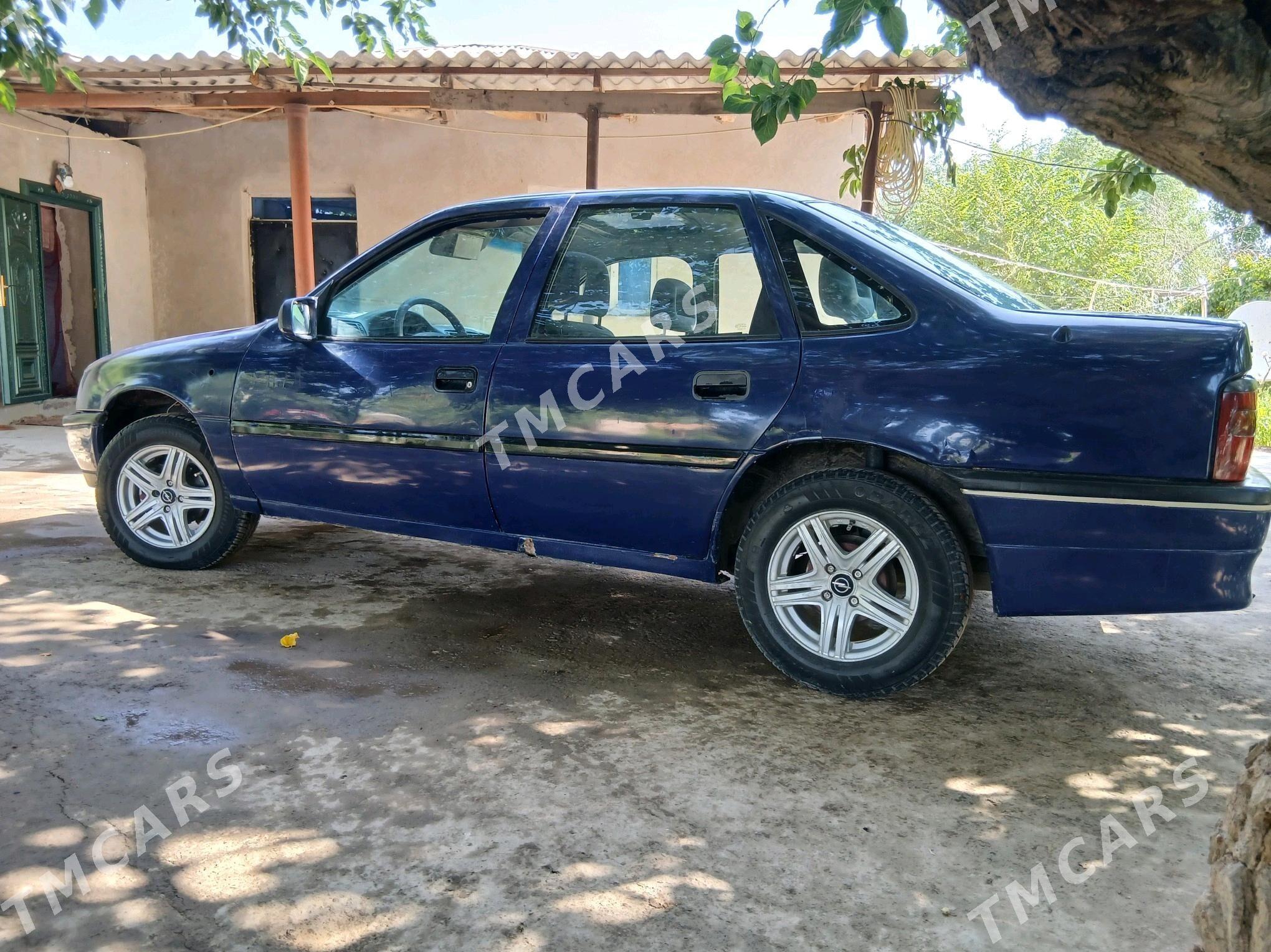 Opel Vectra 1992 - 27 000 TMT - Губадаг - img 9