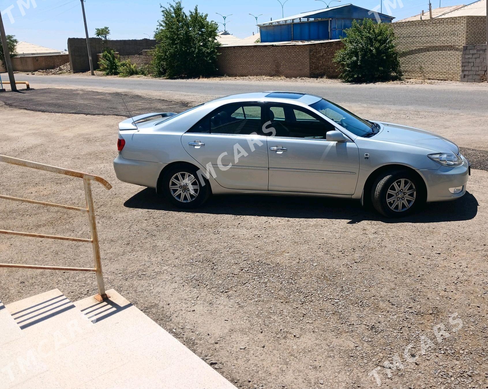 Toyota Camry 2005 - 198 000 TMT - Серахс - img 4