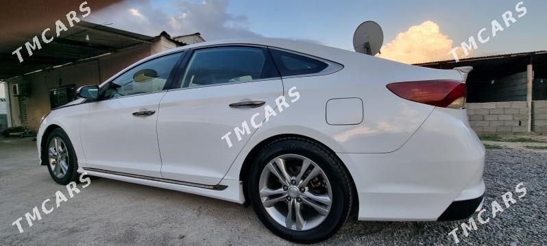 Hyundai Sonata 2018 - 240 000 TMT - Бузмеин - img 4