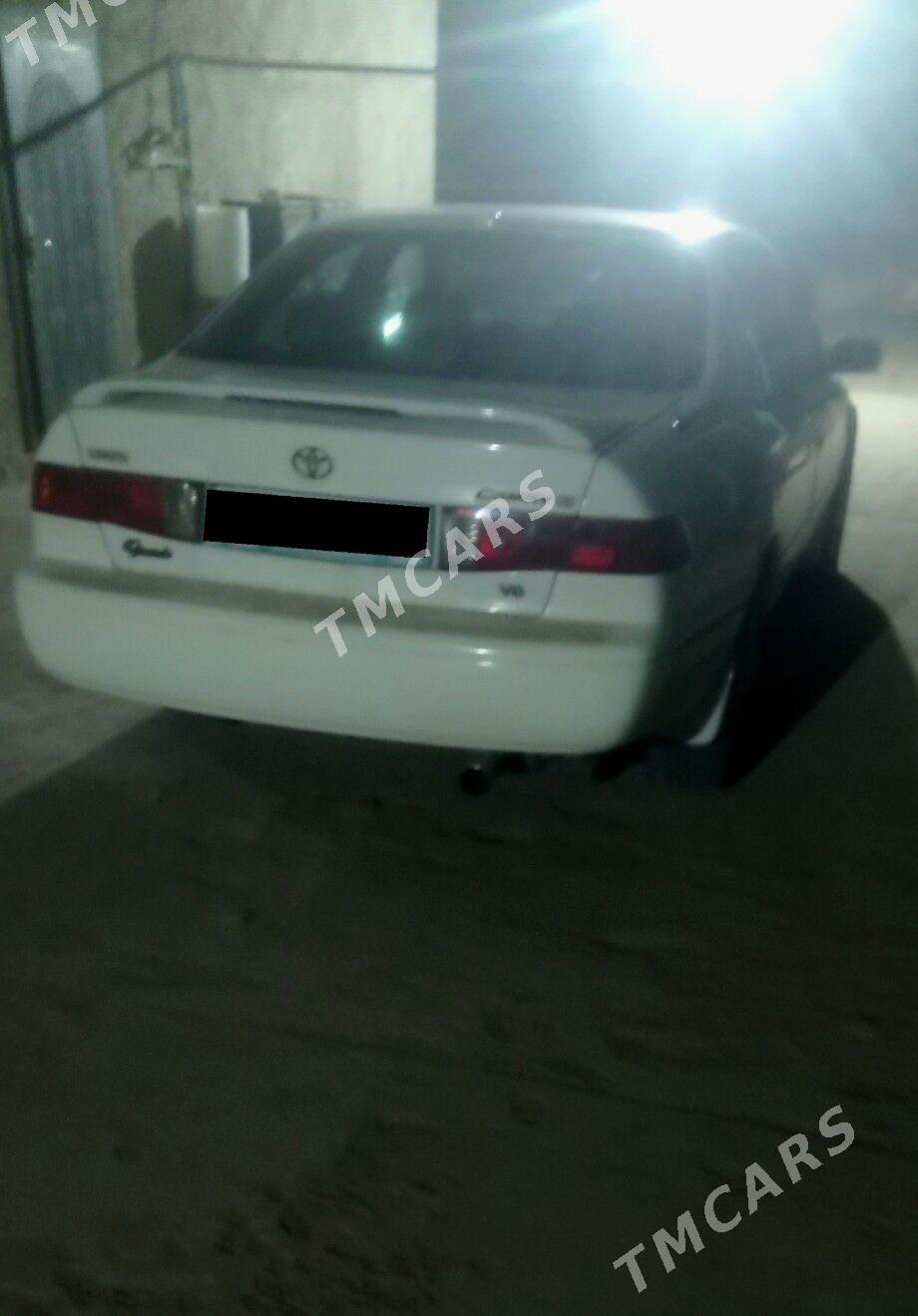 Toyota Camry 2001 - 150 000 TMT - Ýolöten - img 2