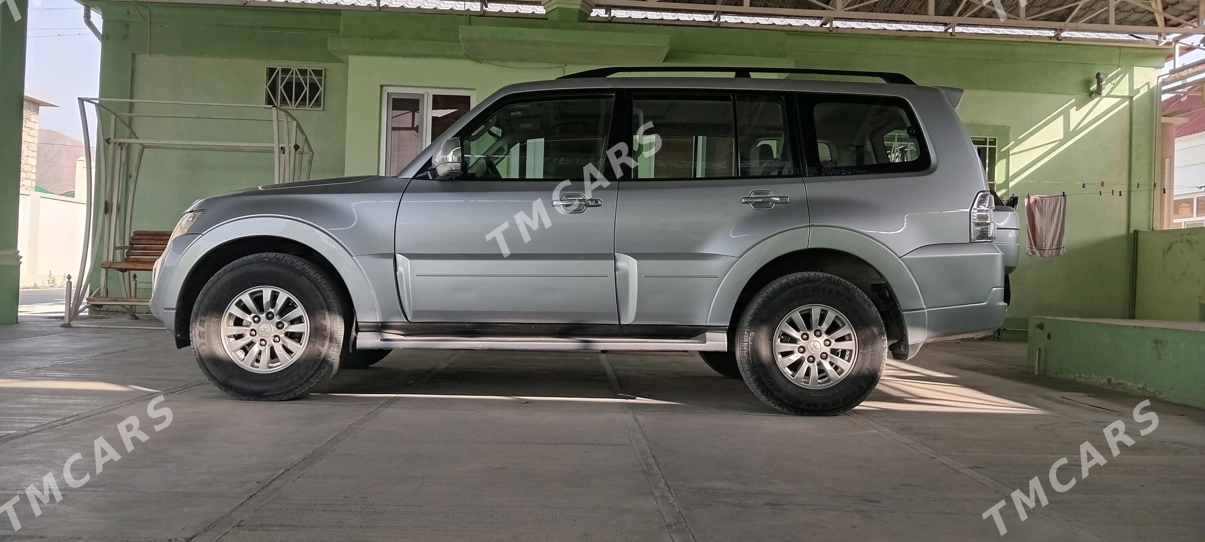 Mitsubishi Pajero 2013 - 270 000 TMT - Balkanabat - img 3