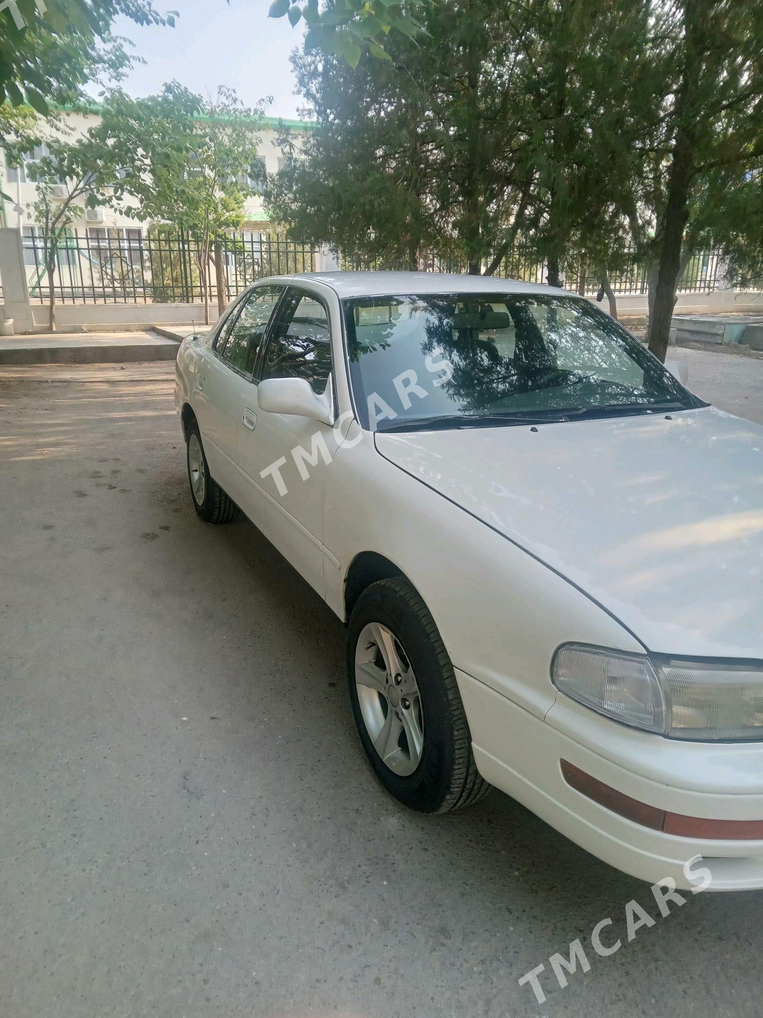 Toyota Camry 1993 - 78 000 TMT - Sarahs - img 4