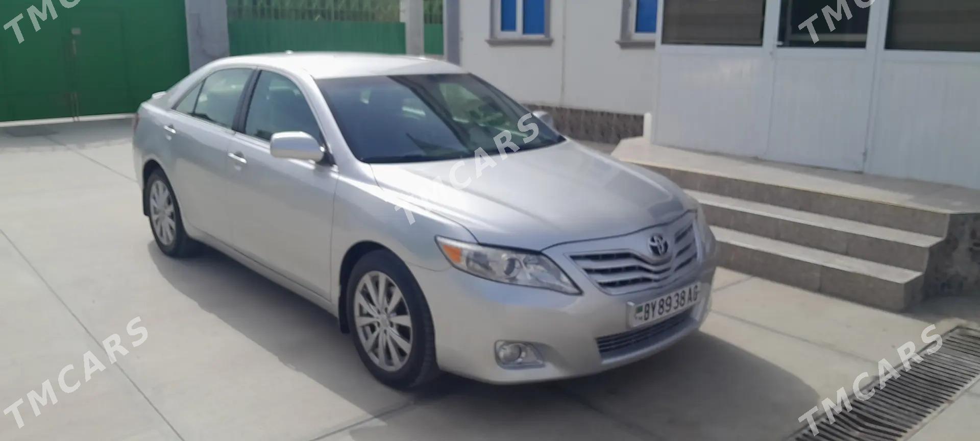 Toyota Camry 2011 - 183 000 TMT - Бузмеин - img 3