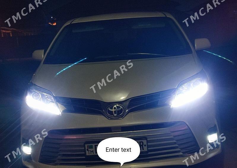 Toyota Sienna 2020 - 345 000 TMT - Baýramaly - img 2