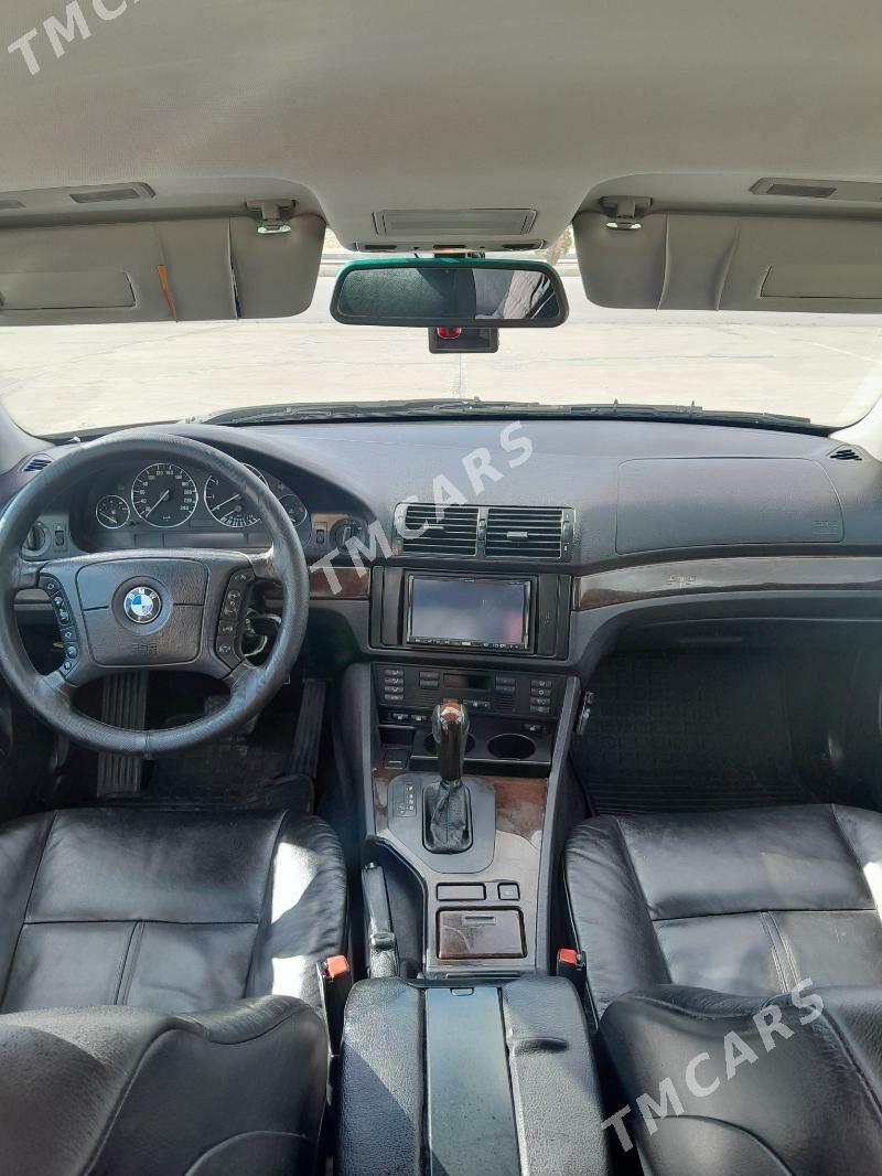 BMW E39 2003 - 130 000 TMT - Балканабат - img 7