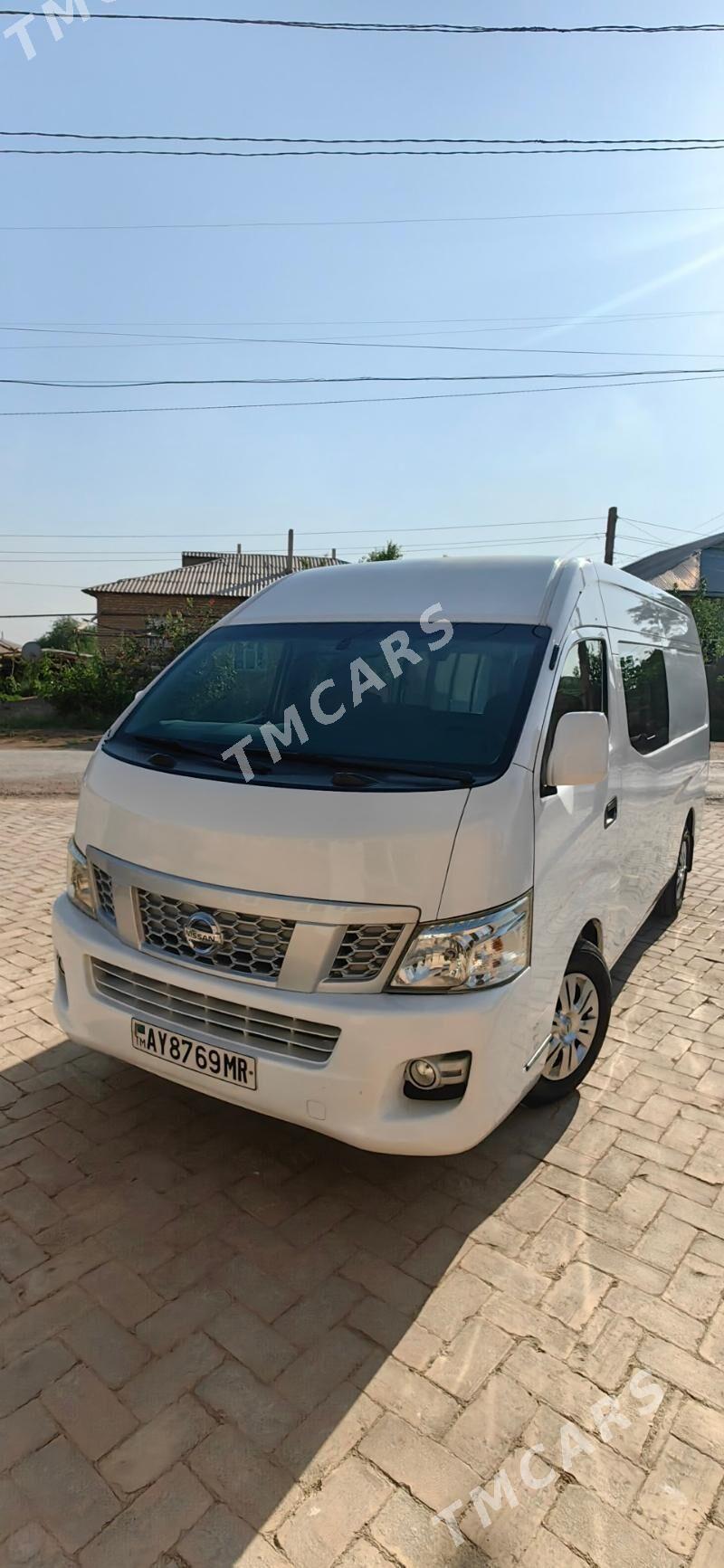 Toyota Hiace 2016 - 320 000 TMT - Türkmengala - img 2