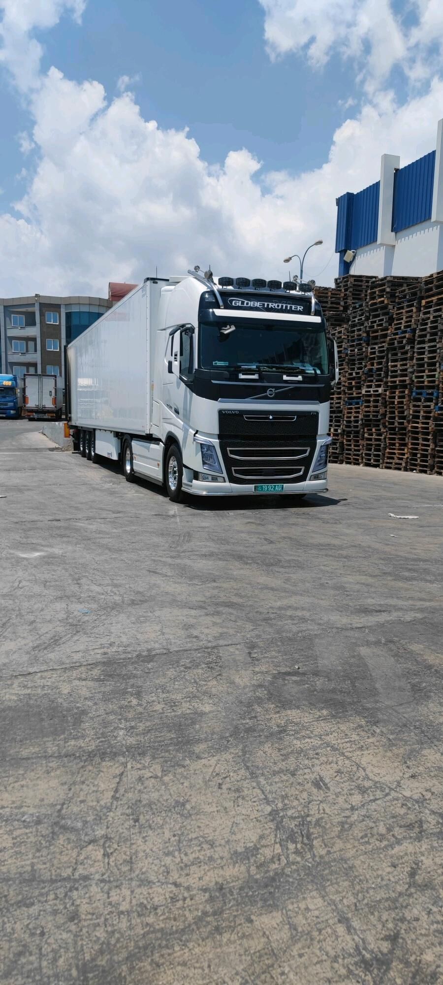 Volvo Duga 17 700 TMT - Aşgabat - img 2
