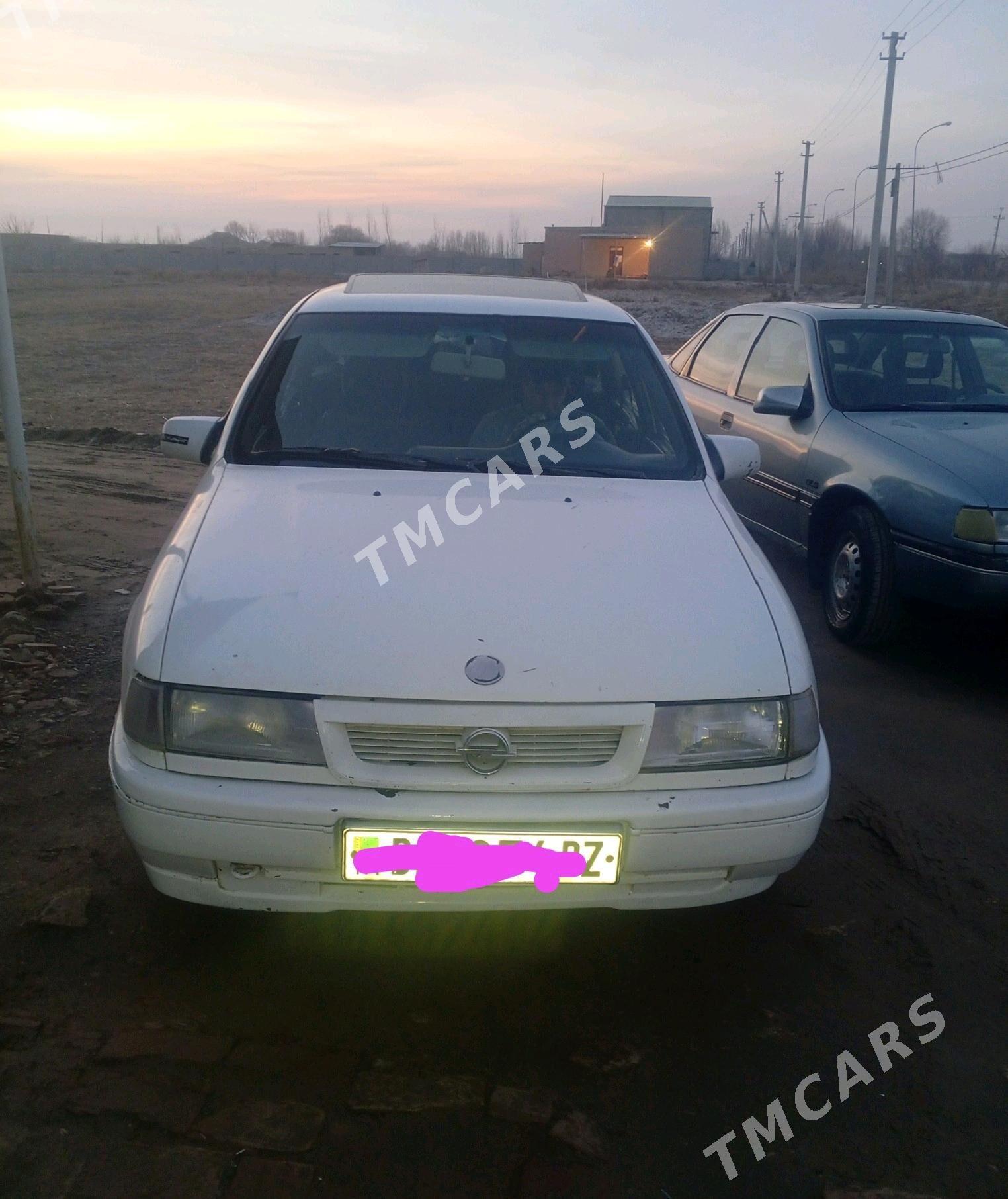 Opel Vectra 1992 - 20 000 TMT - Köneürgenç - img 4