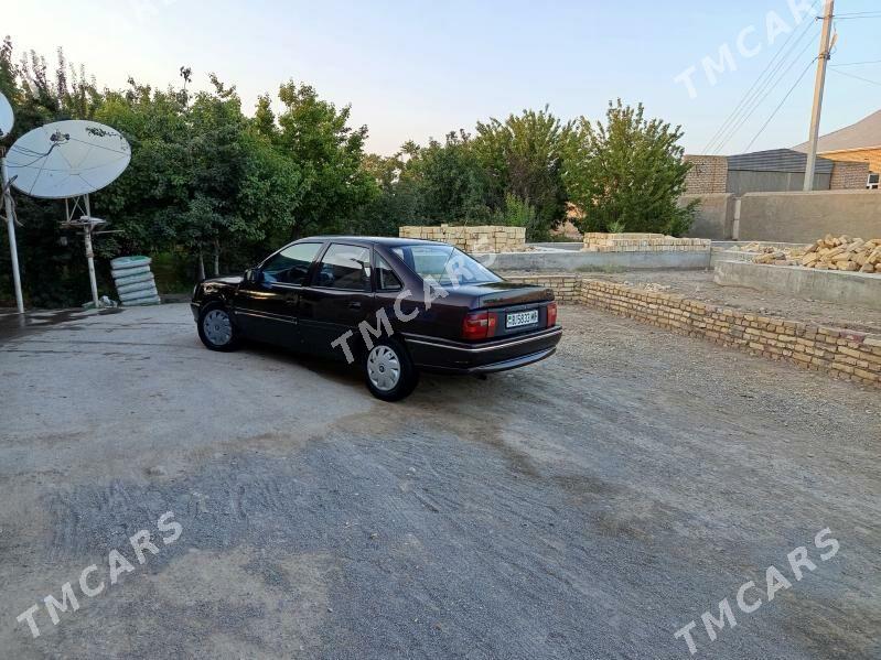 Opel Vectra 1993 - 20 000 TMT - Murgap - img 4