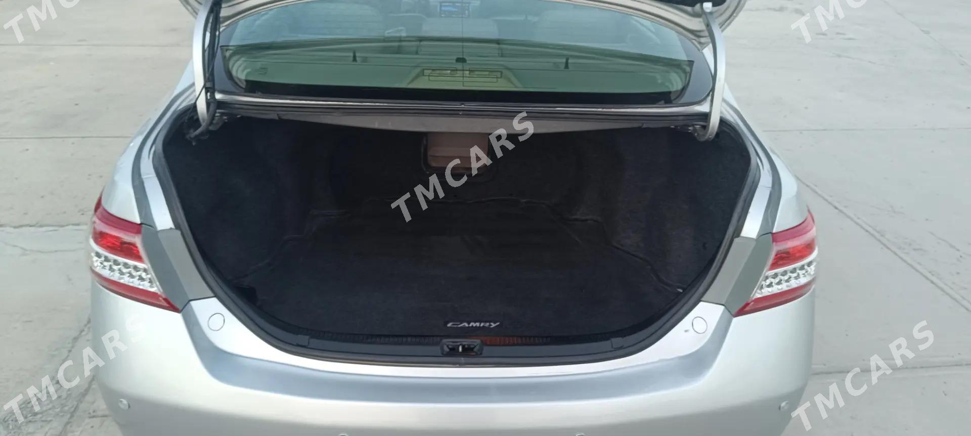 Toyota Camry 2010 - 210 000 TMT - Туркменабат - img 5