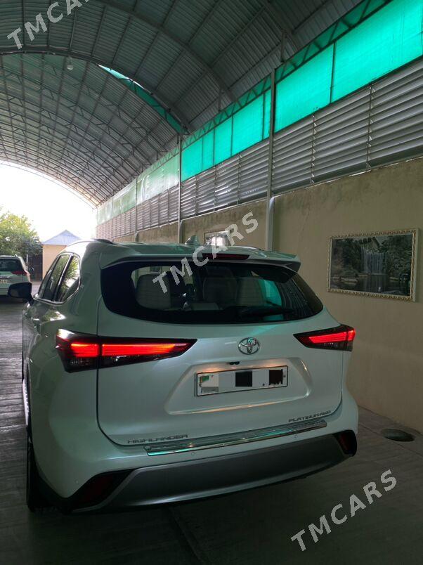 Toyota Highlander 2022 - 800 000 TMT - Aşgabat - img 2