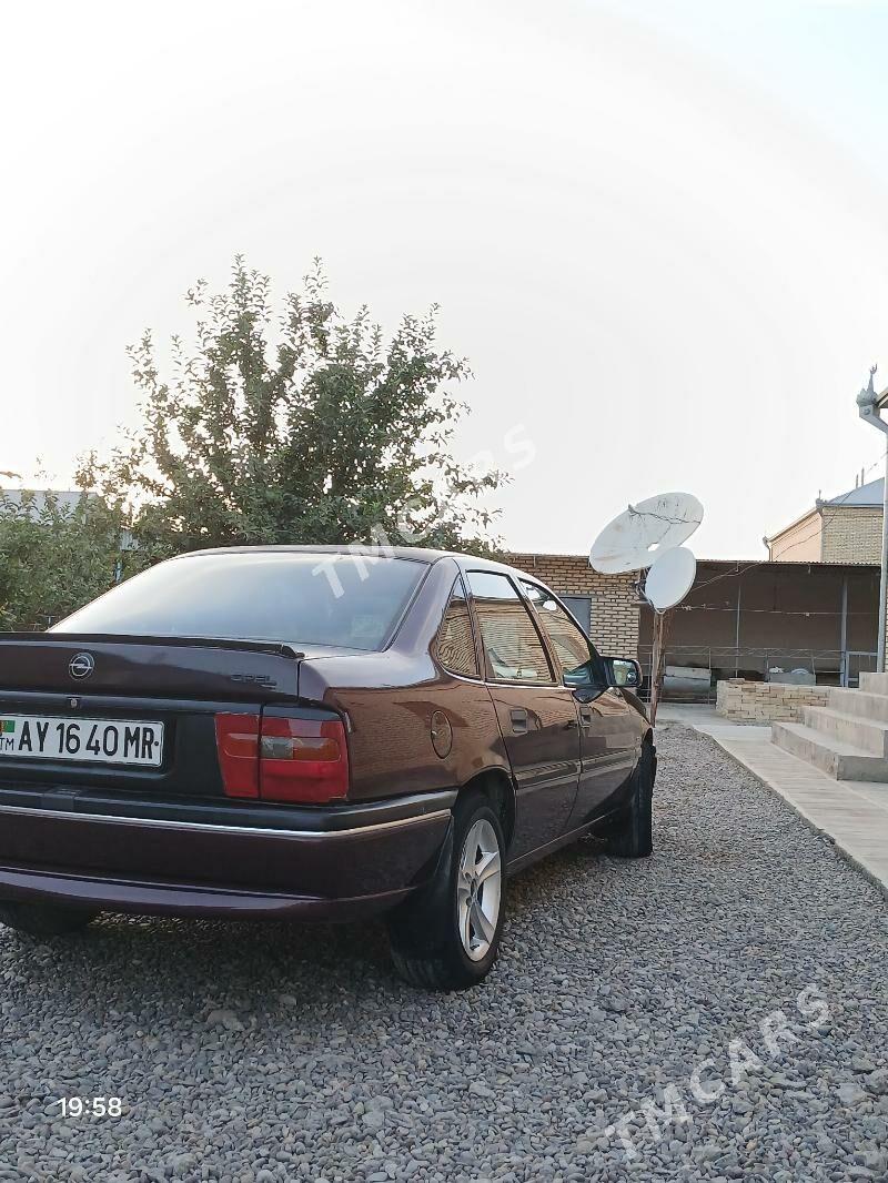 Opel Vectra 1993 - 40 000 TMT - Мары - img 3
