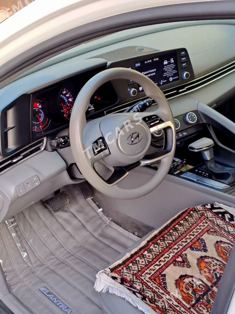 Hyundai Elantra 2021 - 235 000 TMT - Ашхабад - img 8