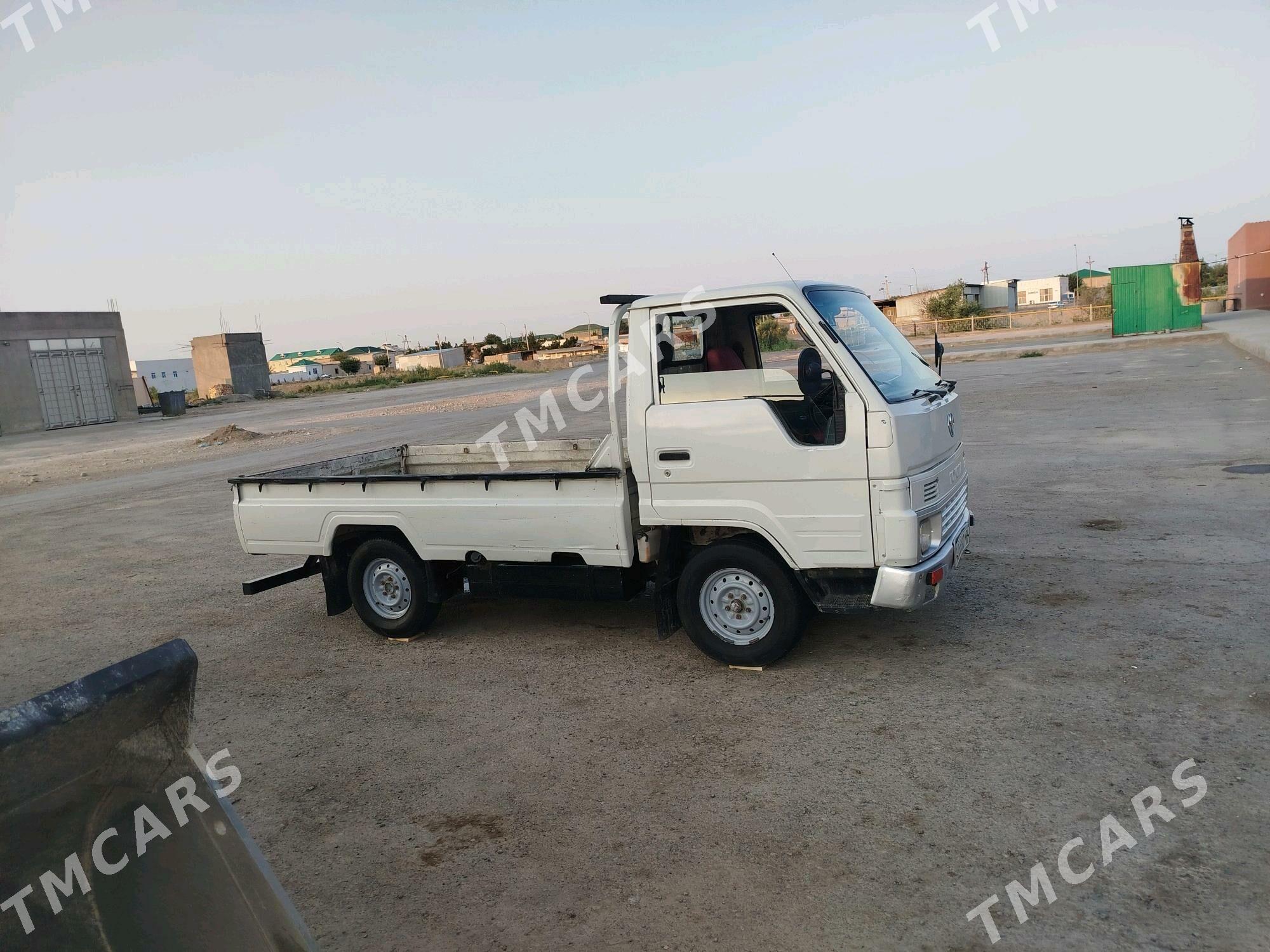 Toyota Hiace 1992 - 80 000 TMT - Мургап - img 2