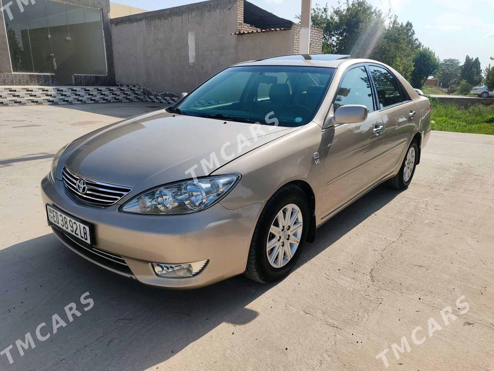 Toyota Camry 2002 - 190 000 TMT - Halaç - img 2