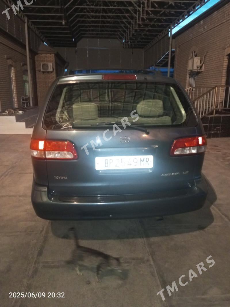 Toyota Sienna 2001 - 179 000 TMT - Мары - img 3