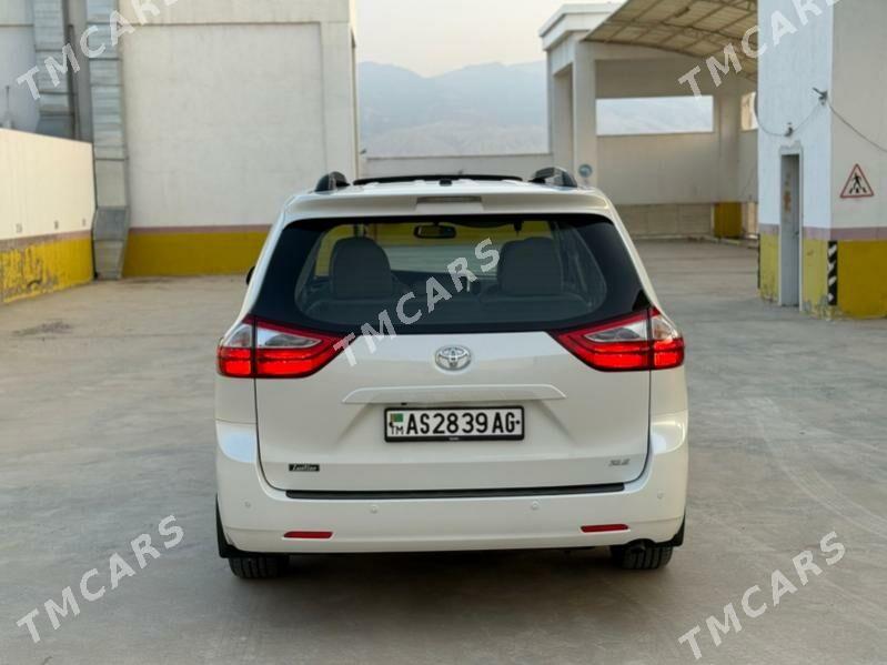 Toyota Sienna 2018 - 410 000 TMT - Ашхабад - img 4