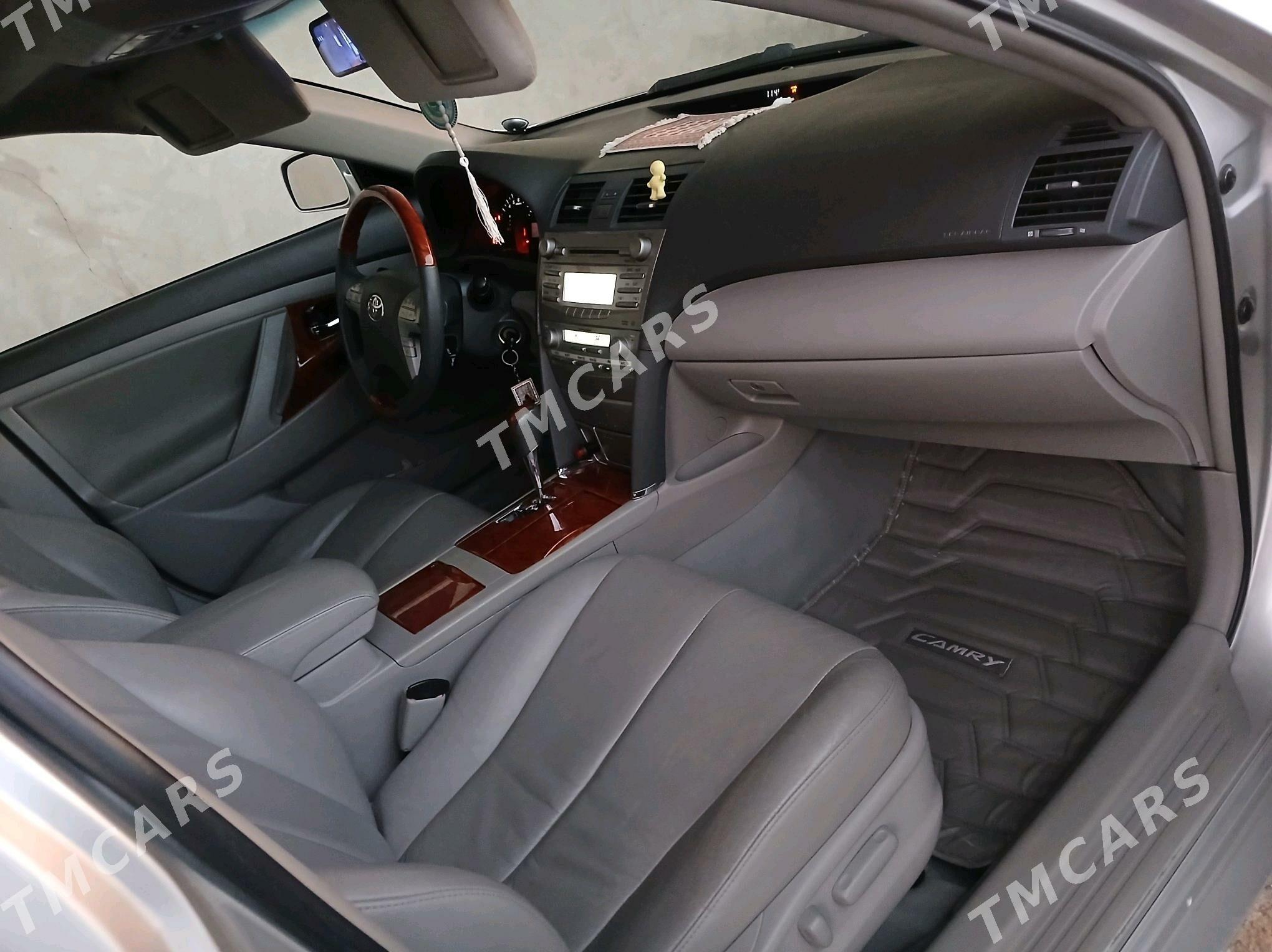 Toyota Camry 2010 - 220 000 TMT - Губадаг - img 3