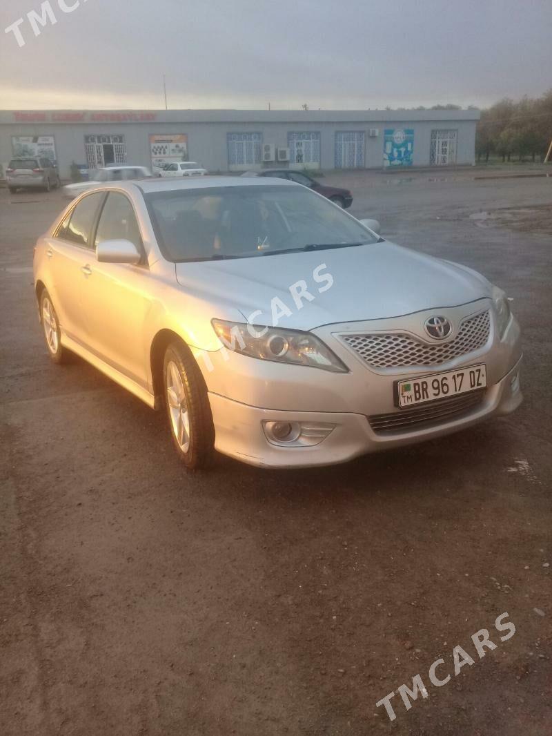 Toyota Camry 2011 - 200 000 TMT - Гурбансолтан Едже - img 4