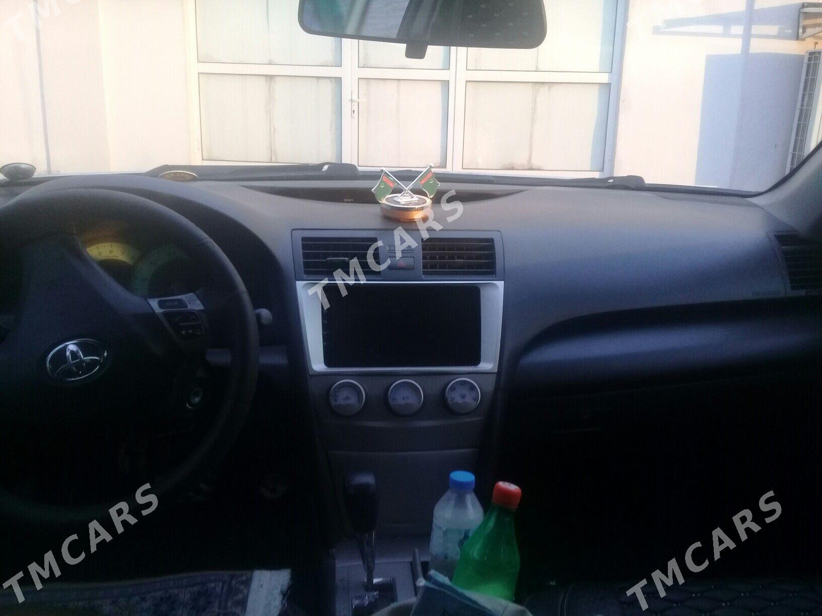 Toyota Camry 2011 - 200 000 TMT - Гурбансолтан Едже - img 5