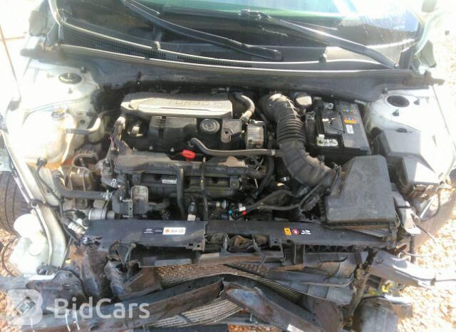 Hyundai Elantra 2021 - 245 000 TMT - Мир 2 - img 9