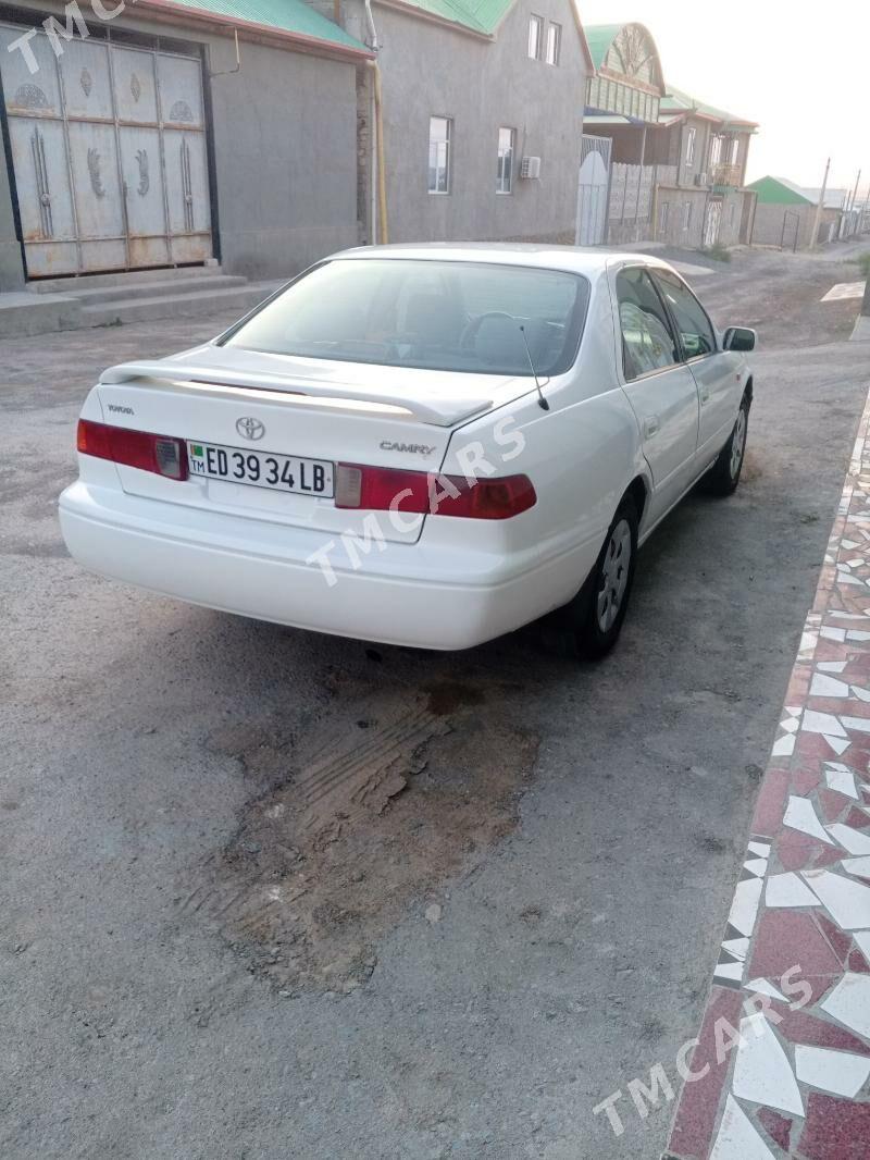 Toyota Camry 2000 - 125 000 TMT - Магданлы - img 10