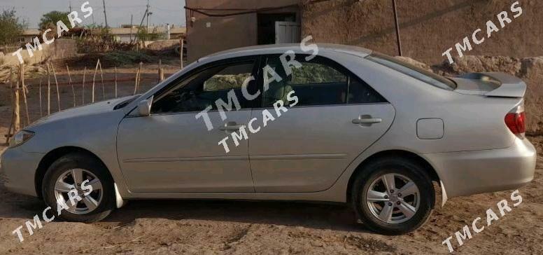 Toyota Camry 2002 - 135 000 TMT - Köneürgenç - img 5