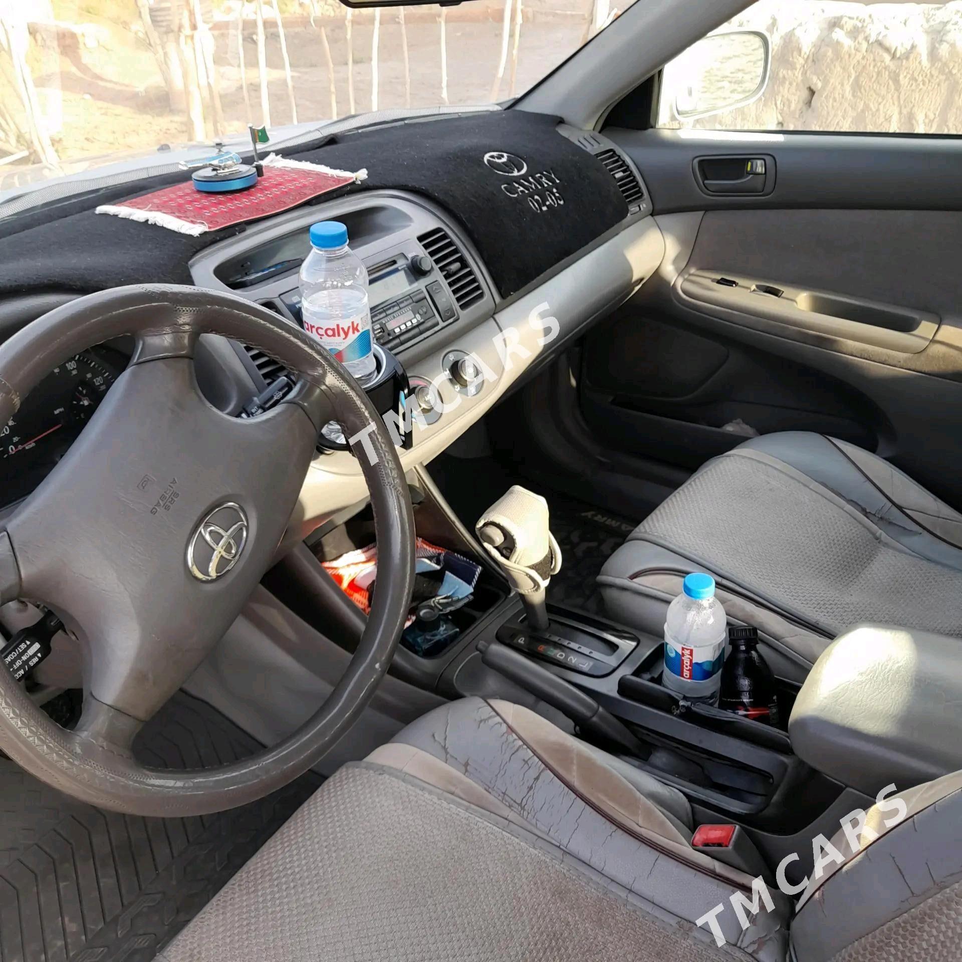 Toyota Camry 2002 - 135 000 TMT - Köneürgenç - img 3