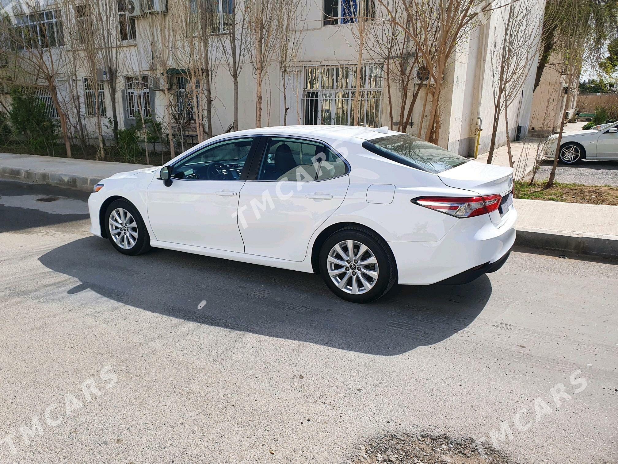 Toyota Camry 2019 - 270 000 TMT - Мары - img 4