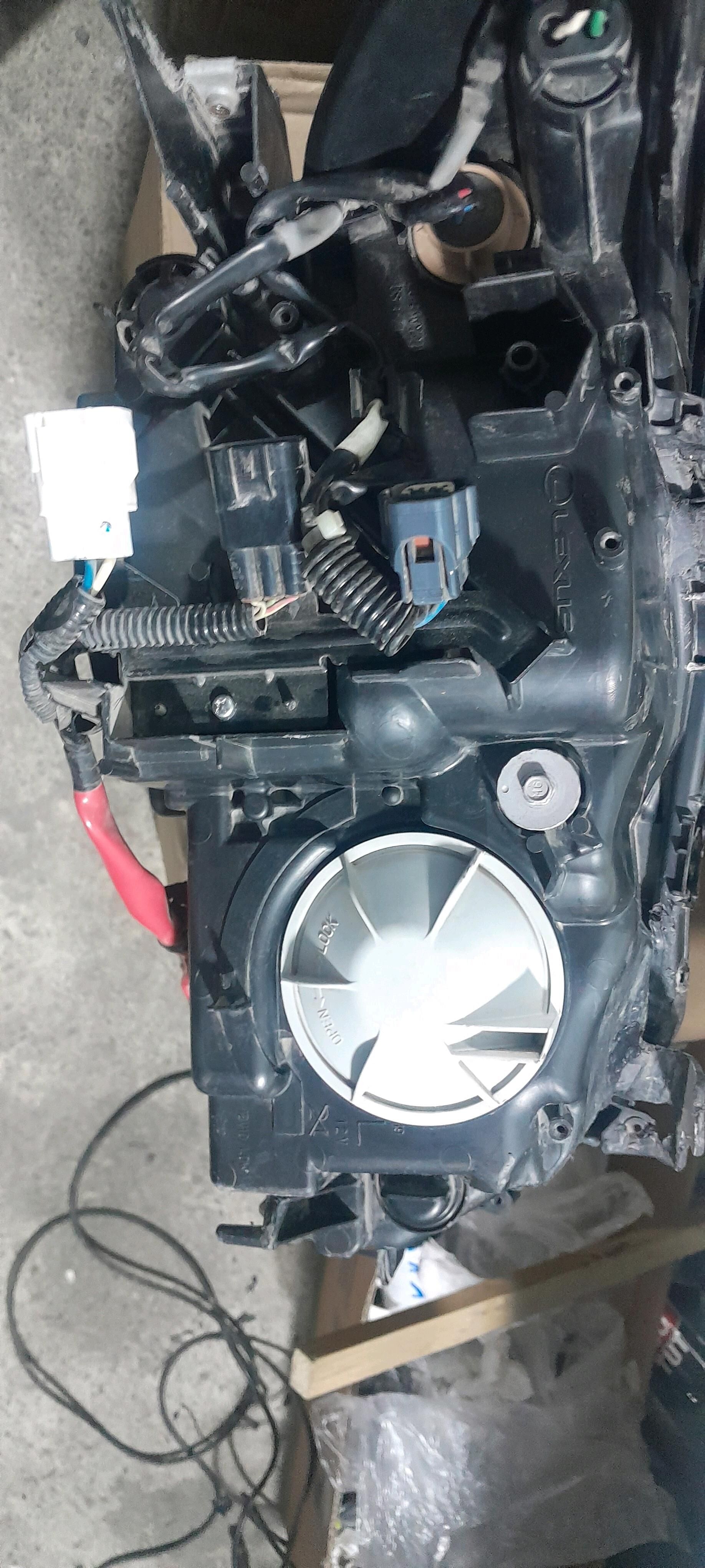fara Lexus çep tarap 1 900 TMT - Ашхабад - img 3