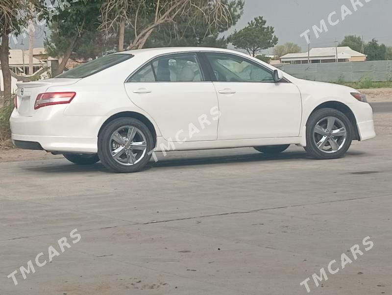 Toyota Camry 2011 - 170 000 TMT - Baýramaly - img 4