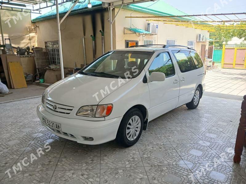 Toyota Sienna 2002 - 140 000 TMT - Анев - img 4