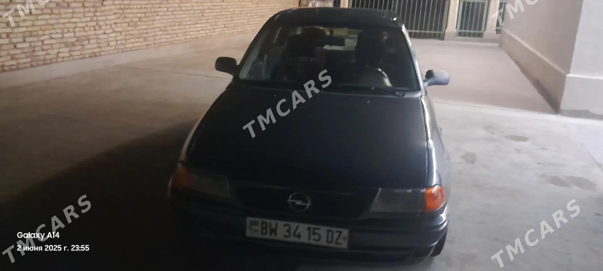 Opel Astra 1993 - 30 000 TMT - Дашогуз - img 2