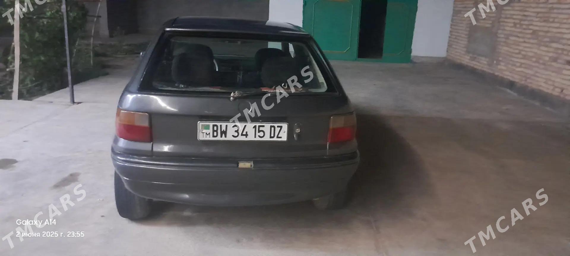 Opel Astra 1993 - 30 000 TMT - Дашогуз - img 3