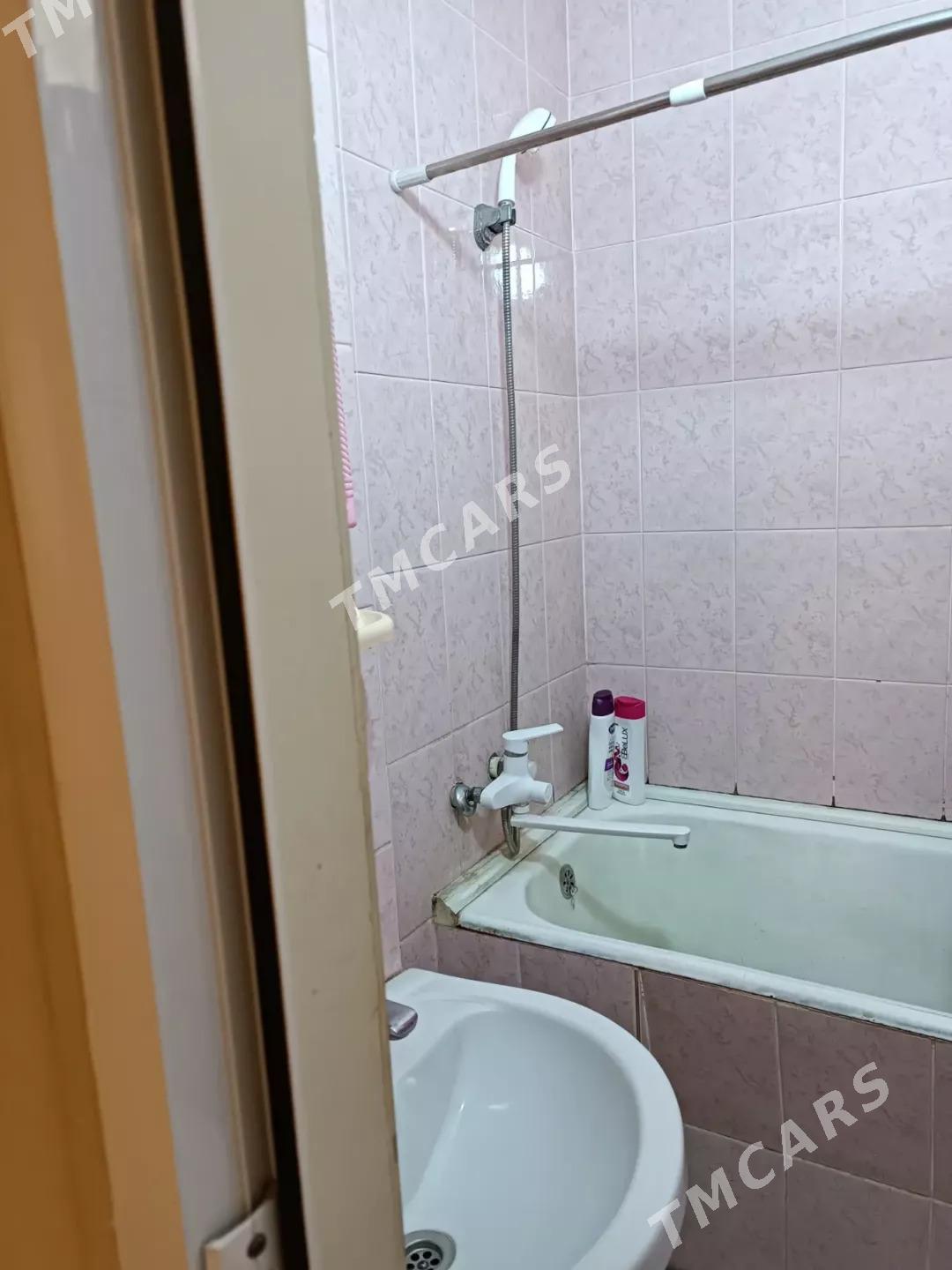 МИРА-АЗАДИ 4/1-ЭТАЖ 2-КОМ - Aşgabat - img 7