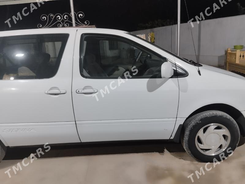 Toyota Sienna 1999 - 120 000 TMT - Baýramaly - img 3